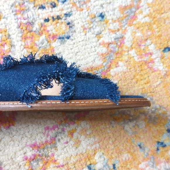 Jon Josef Noble Dark Wash Denim Frayed Criss Cross Open Toe Slide Sandals 9 - Picture 10 of 15